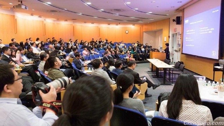 Manchester Business School China Center jointly launches 2014 Overseas.jpg