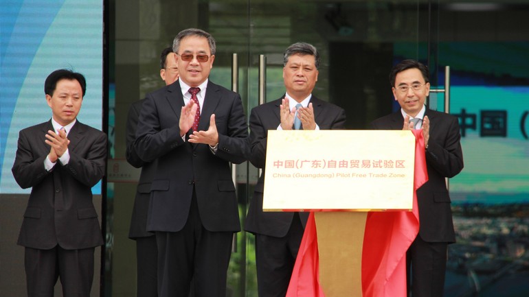 China releases outline for managing foreign investments in pilot FTZ.jpg