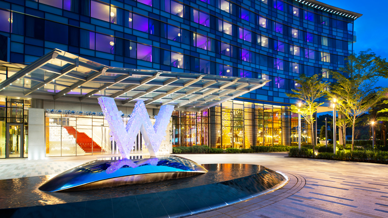 chinese buyers, American hotel brands, Starwood