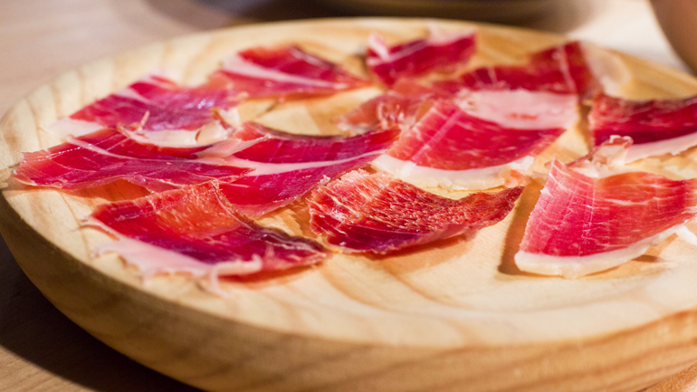 Spain Ibérico hams in China, Chinese market