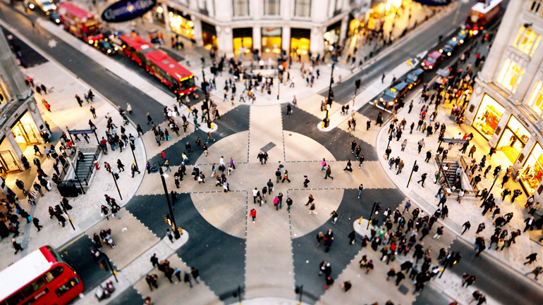 Chinese tourists, Boxing Day sales in London, Chinese shoppers