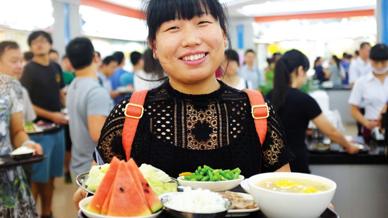 Chinese students in UK, University of Glasgow, UK campus canteens