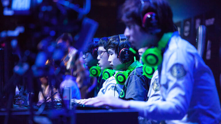 China eSports market, online game player